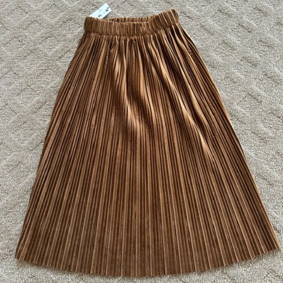 Brown Suede Midi Pleated Skirt - Picture 1 of 2